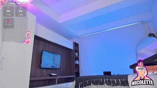 nicolette_tay webcam