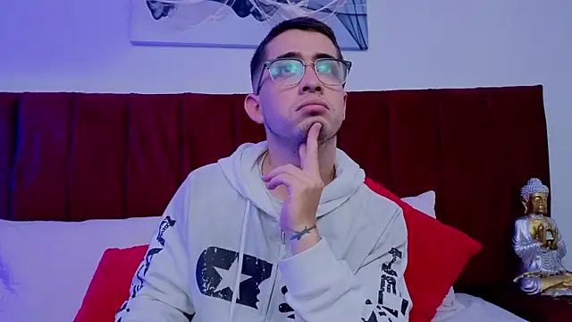Tommas_Jhonson webcam