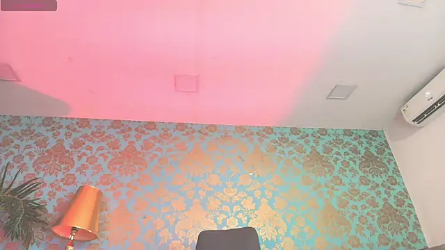 alexa_cruz__ webcam