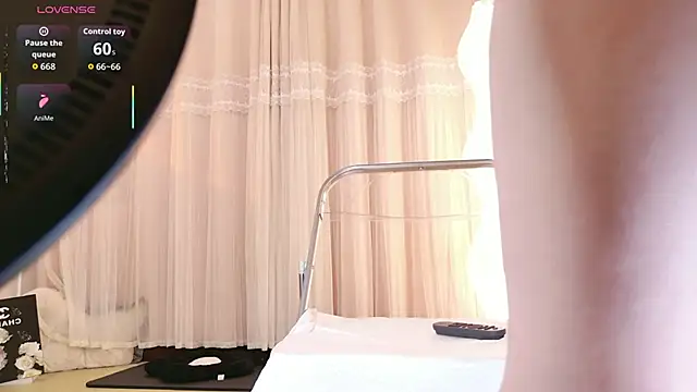 BoxedGyre- live sex cam