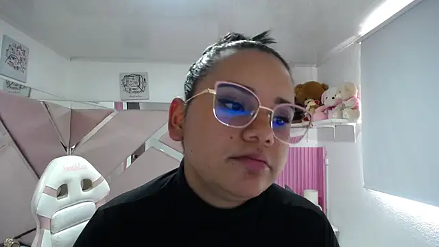 _Miaaleon webcam