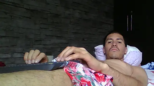 Sexylatin64 webcam