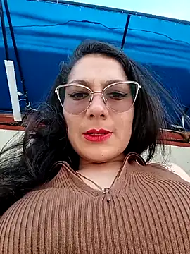 Mia_Love-3 webcam