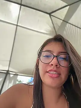 sara_calderon webcam