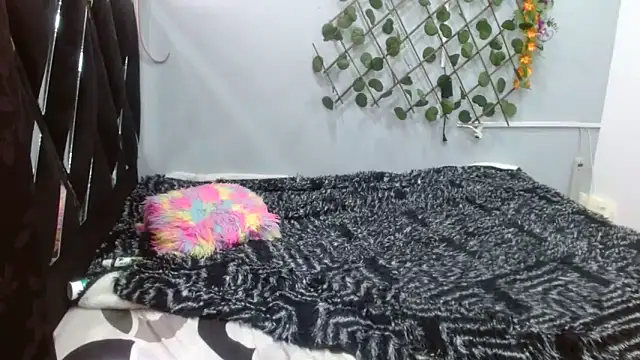 Melani_ebony webcam