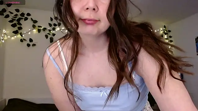 shy_ro webcam