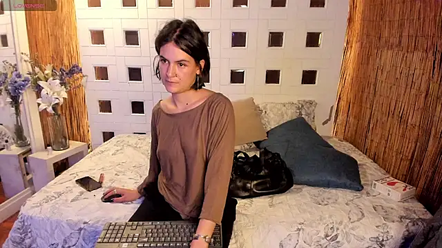 freyaa__1 webcam