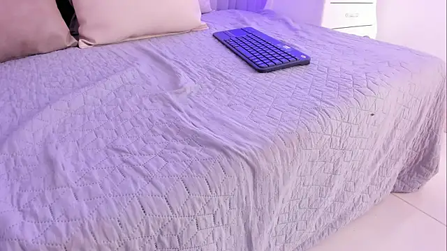 CannelaSmith webcam