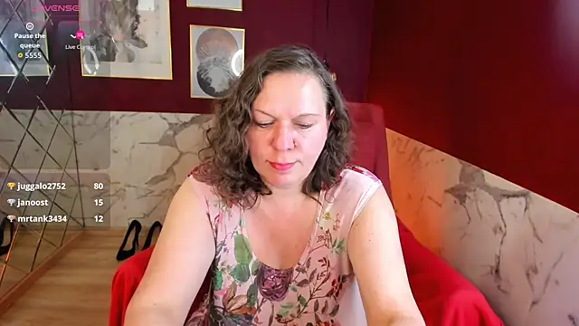 KellyPerfection webcam