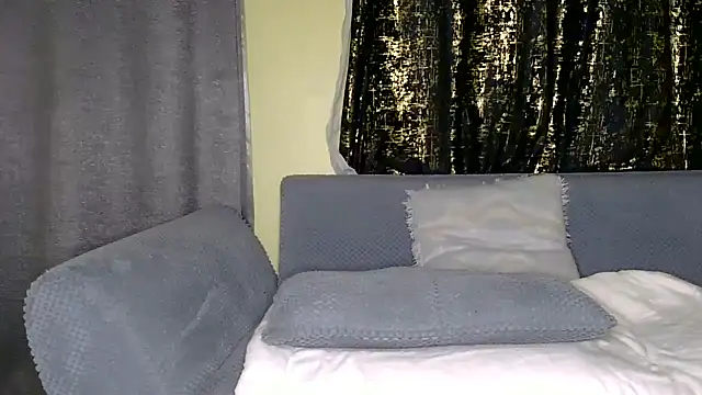 JellyBiggAssy webcam