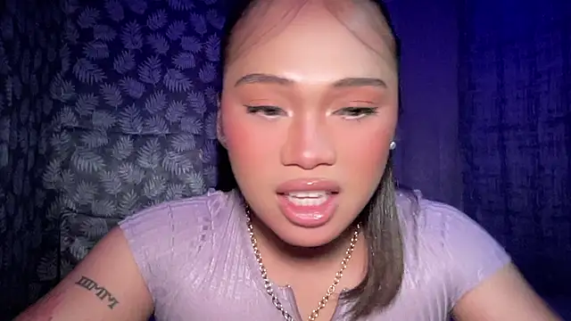Exotic_alyssa69 webcam