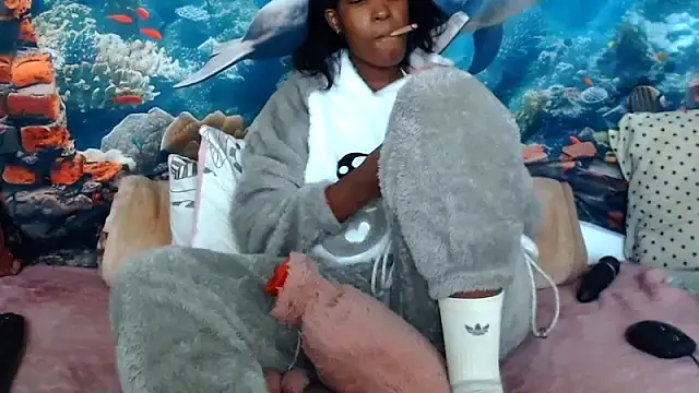 AfricanBarbiee69 webcam
