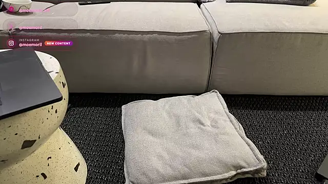Golden_Aline webcam