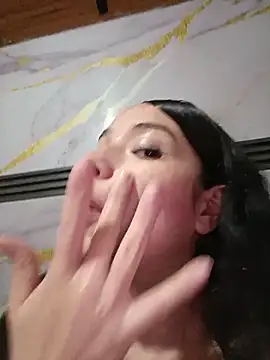 Zoebreastmilk2 webcam
