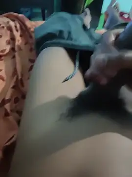 RAYI_Queen_4 webcam