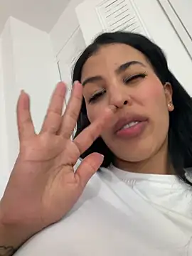 Valerie-S webcam