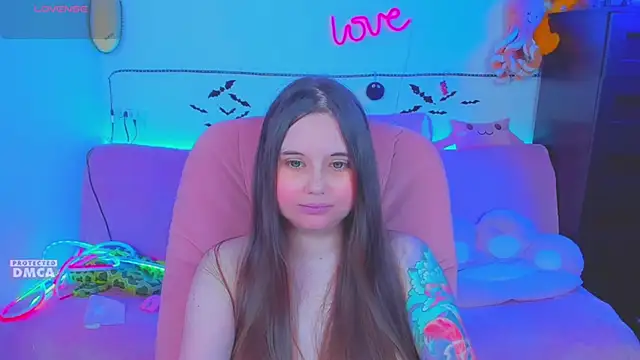 Lolisuccub webcam