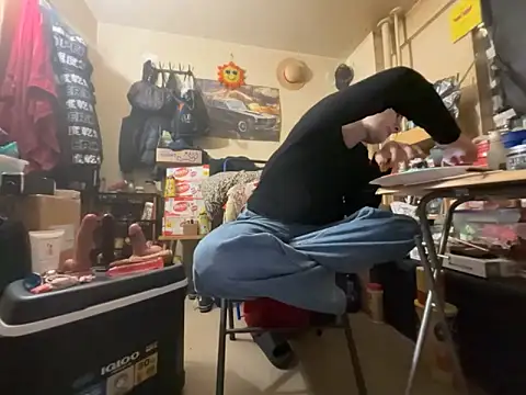 Snowbunnycake_131 webcam