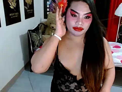 TSbrianaHugeCock webcam