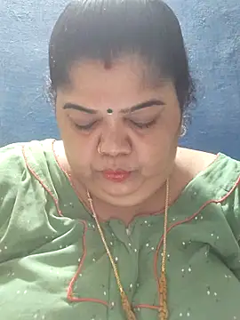 tamilthanushri webcam