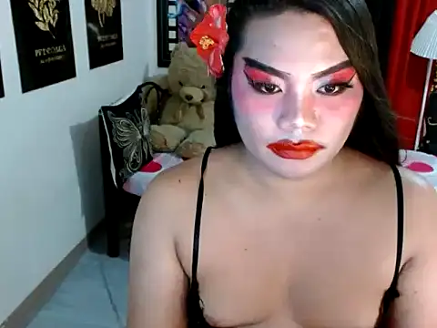 TSbrianaHugeCock webcam