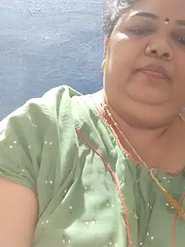 tamilthanushri webcam