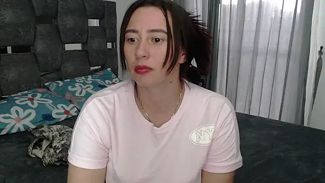 sara_hott_1 webcam