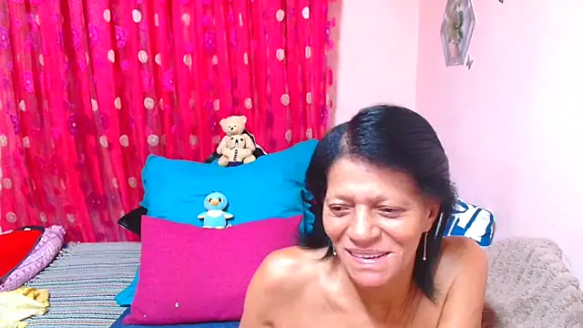 SLUTTYROXY webcam