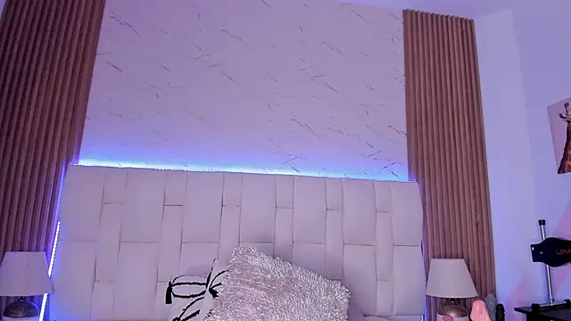 isabella_whiithe webcam