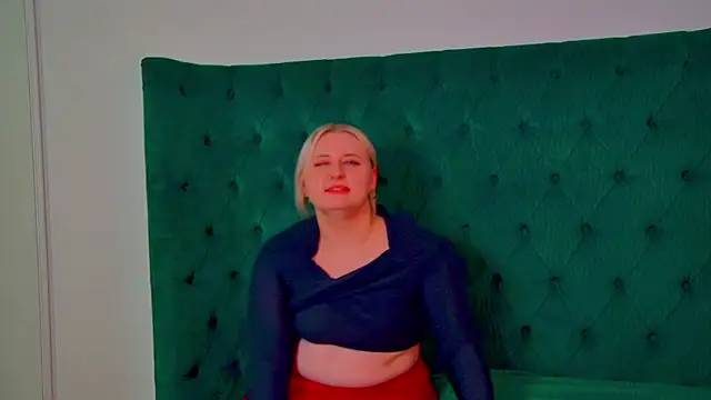 LioraArdyn webcam