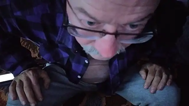 cumloverboyxx69 webcam