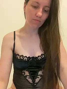 Nicole-Ray
