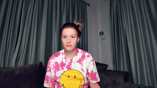 LaraStone69 webcam