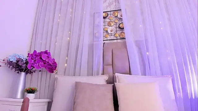 CannelaSmith webcam