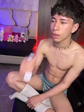 kaelwolf_tay webcam