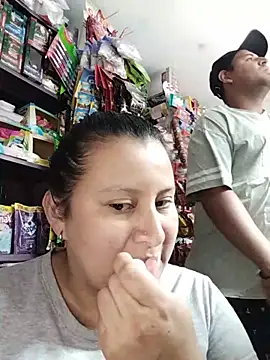 SexyandnaughtyLatinos webcam