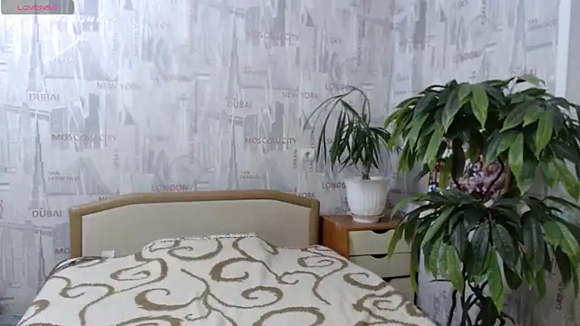 GinaQSoul webcam