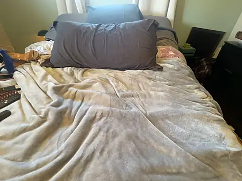 1Lustfully_yours webcam
