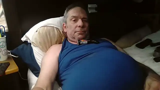 llovetoshowoff webcam