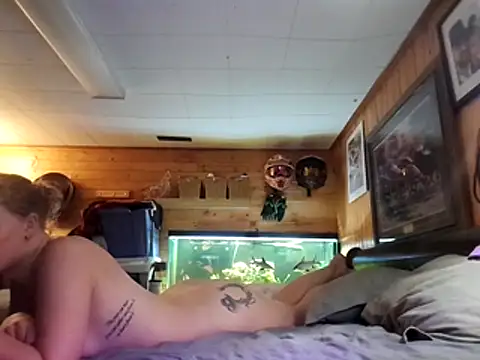 Ryan_and_Aurora webcam