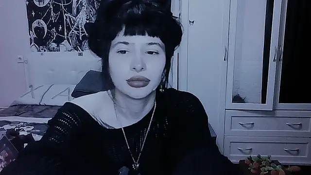 AllisonDeetz webcam