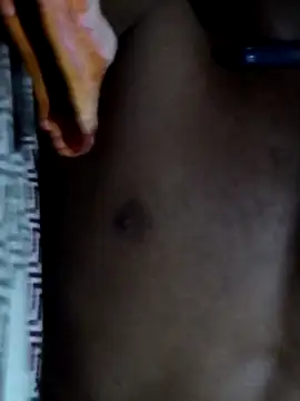 rocky_play_boy_ webcam