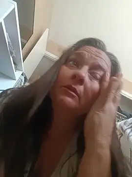 M3LLOJ3LLO69 webcam