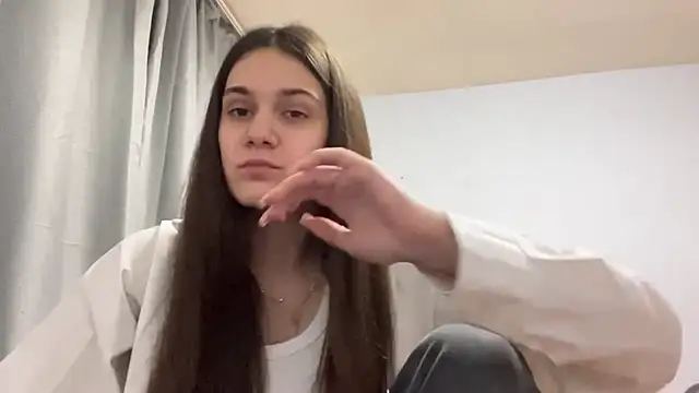 MaryRaven webcam