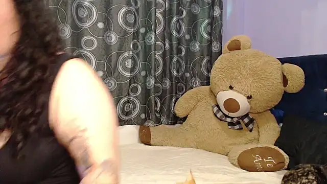 ANGELIQUE_KLANE webcam
