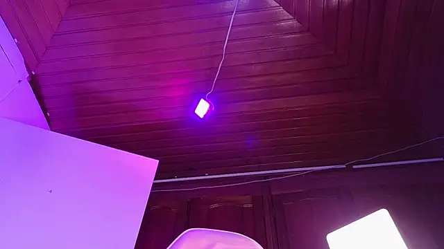 EmilyMiller_ webcam