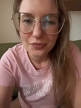 Vanilladreams webcam