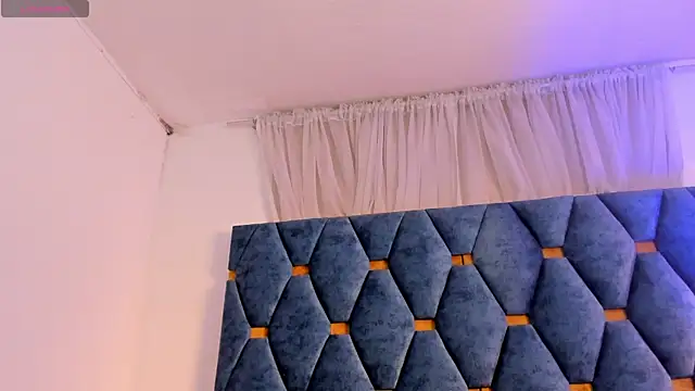 sasha_roldann webcam