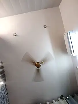 Cute-Janvi20 webcam