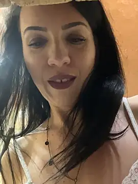 AlyaRei webcam